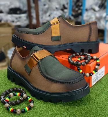 Chaussure pour homme