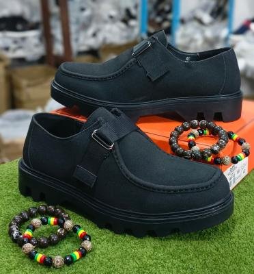 Chaussure pour homme